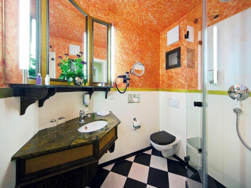 Hotel Romantik Der Adelshof 4*